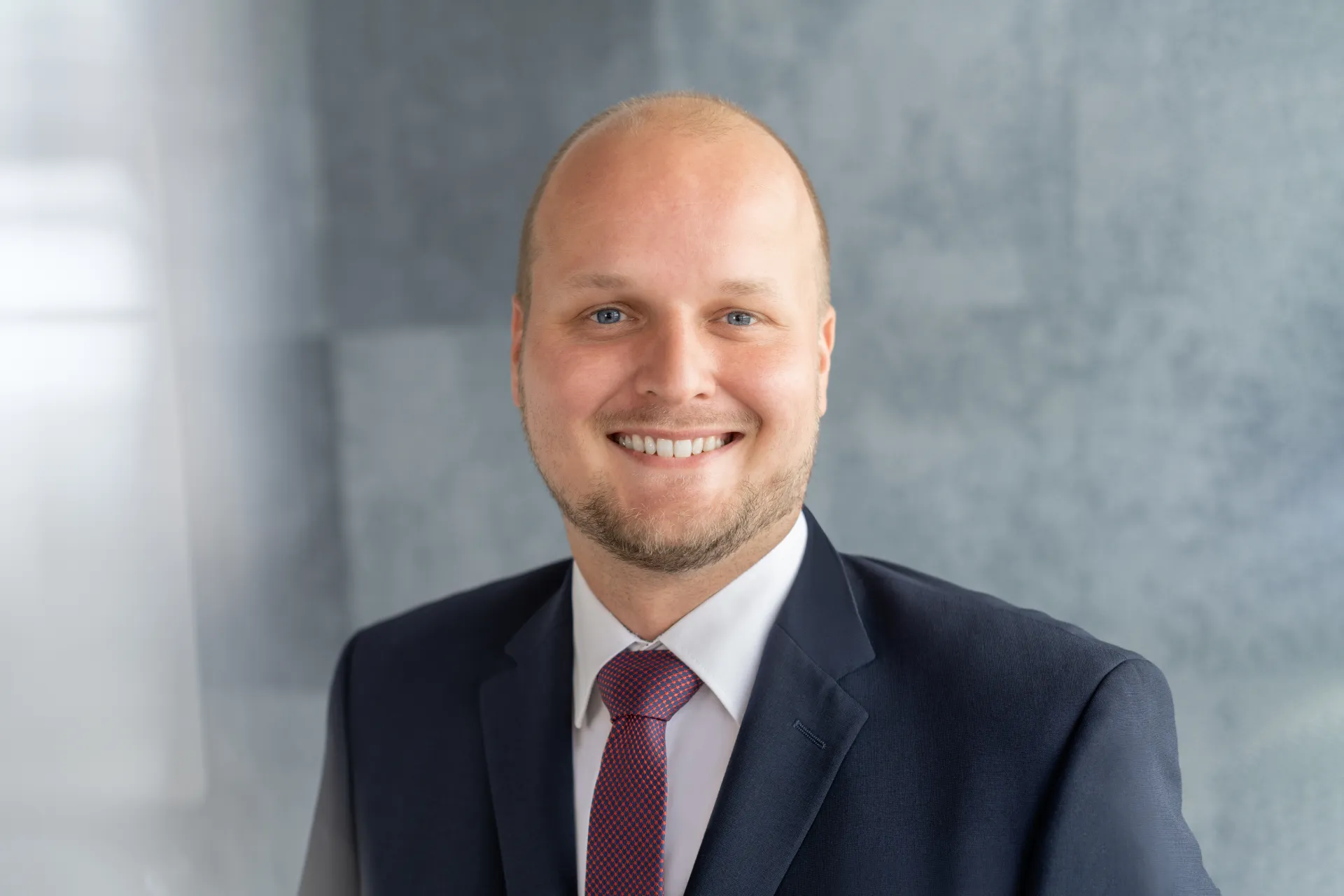 Dr. Andreas Oldeweme